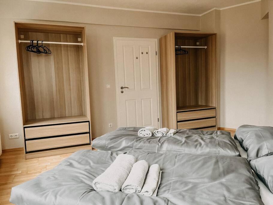 Apartamento Zentral, Geraeumig, Messe Nah! Be2R Essen Exterior foto